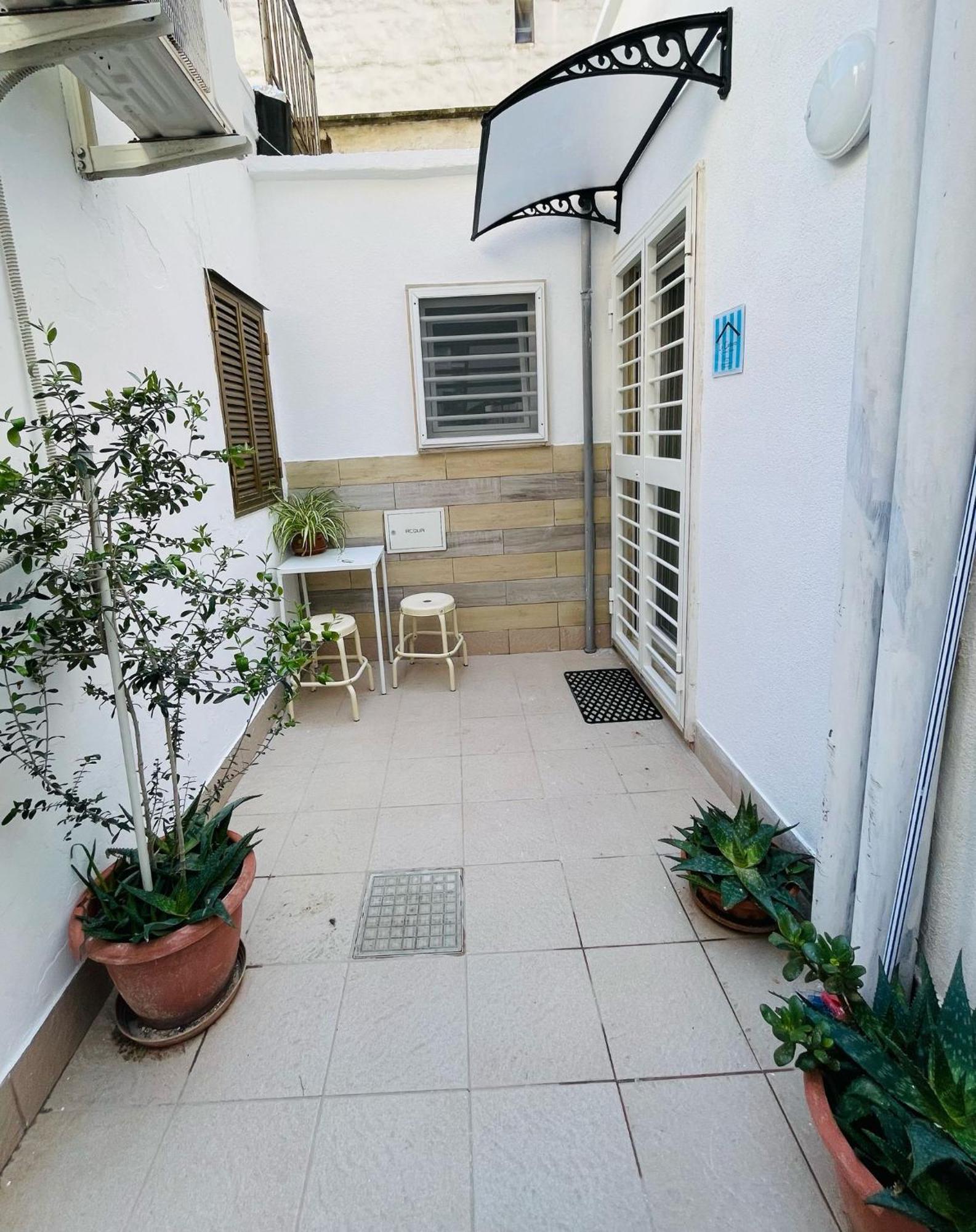 La Cattaro Villa Bari Bagian luar foto